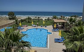 Ilian Beach & Apartments